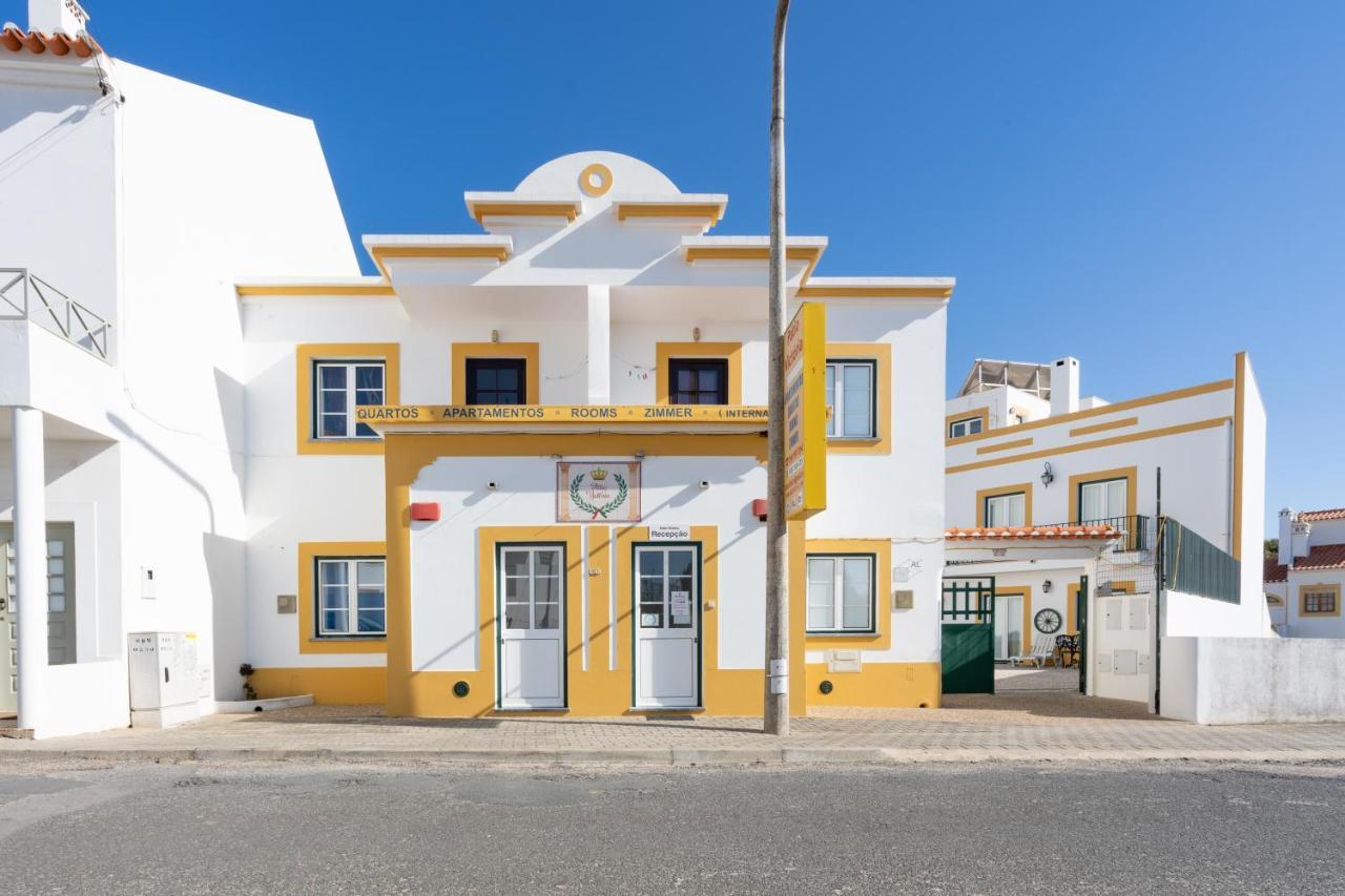 וילה נובה דה מילפונטס Apartamentos Patio Victoria By Umbral מראה חיצוני תמונה