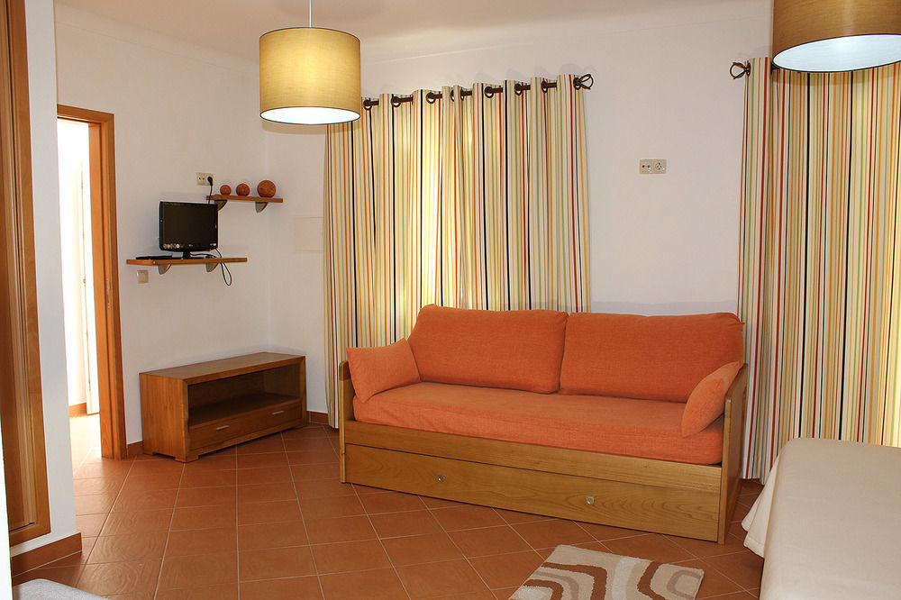 וילה נובה דה מילפונטס Apartamentos Patio Victoria By Umbral מראה חיצוני תמונה